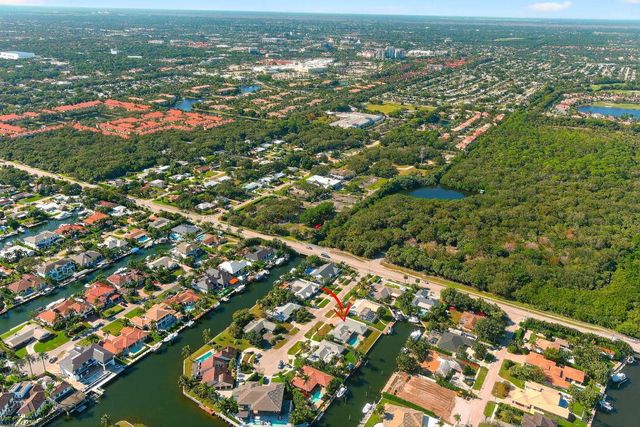 2185 Carib Circle, Palm Beach Gardens, FL 33410