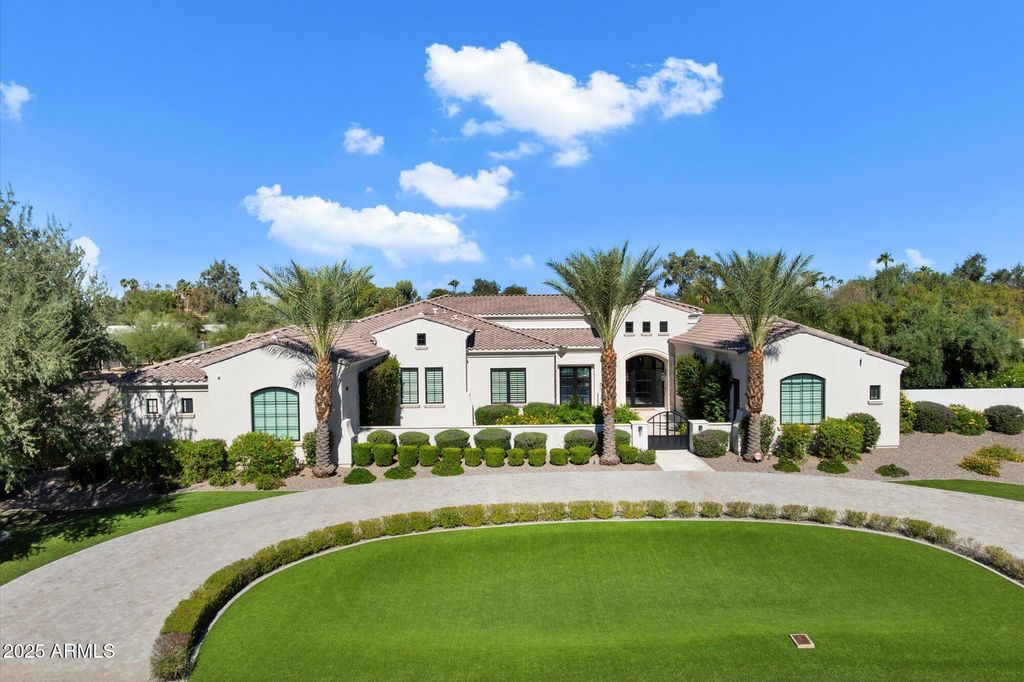 6310 E BAR Z Lane, Paradise Valley, AZ 85253