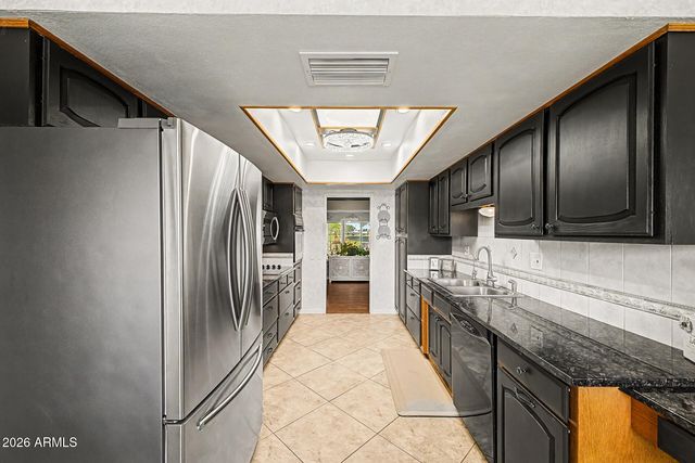 9321 W Briarwood Circle, Sun City, AZ 85351