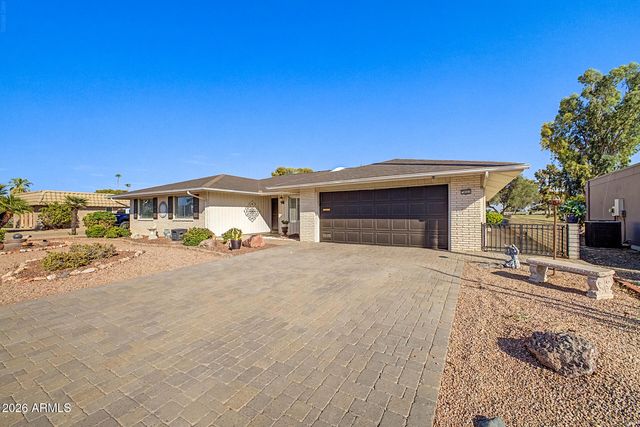 9321 W Briarwood Circle, Sun City, AZ 85351