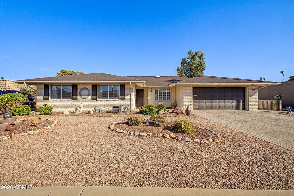 9321 W Briarwood Circle, Sun City, AZ 85351