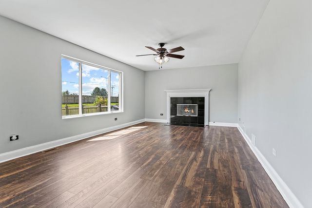 2210 Crescent Street, Bourbonnais, IL 60914