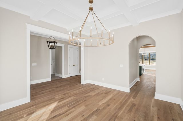 4289 Moore Ln, Culleoka, TN 38451