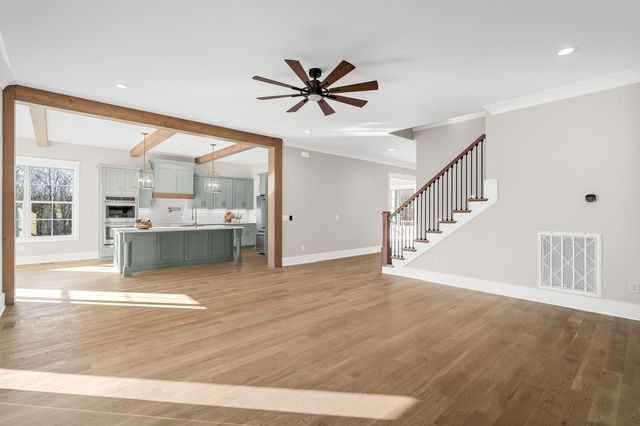 4289 Moore Ln, Culleoka, TN 38451