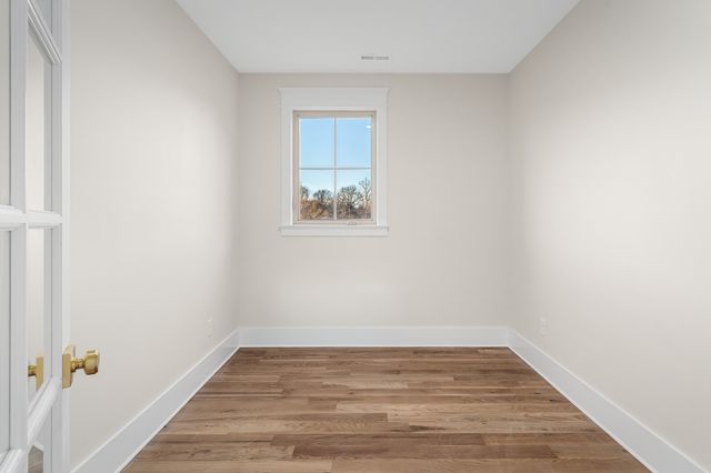 4289 Moore Ln, Culleoka, TN 38451