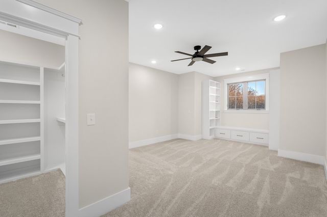 4289 Moore Ln, Culleoka, TN 38451