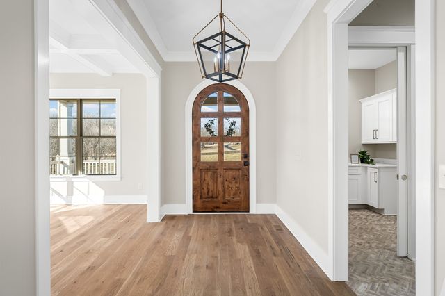 4289 Moore Ln, Culleoka, TN 38451