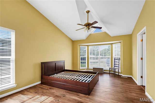 2029 Chapel Hill Crossing, St Peters, MO 63376