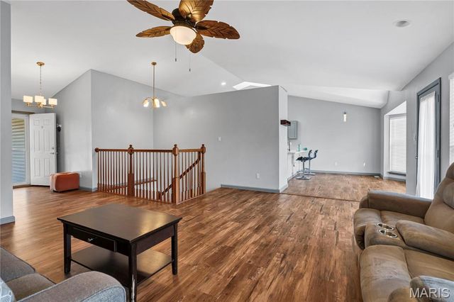 2029 Chapel Hill Crossing, St Peters, MO 63376