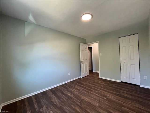 821 Lake Edward DR, Virginia Beach, VA 23462