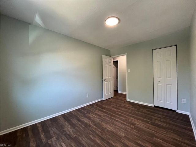 821 Lake Edward DR, Virginia Beach, VA 23462