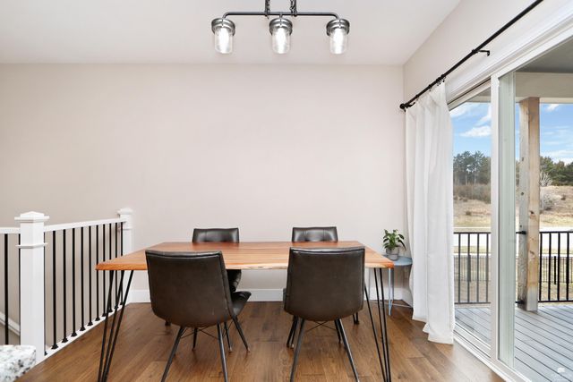 512 Ledgestone Ridge Court, Manhattan, KS 66503