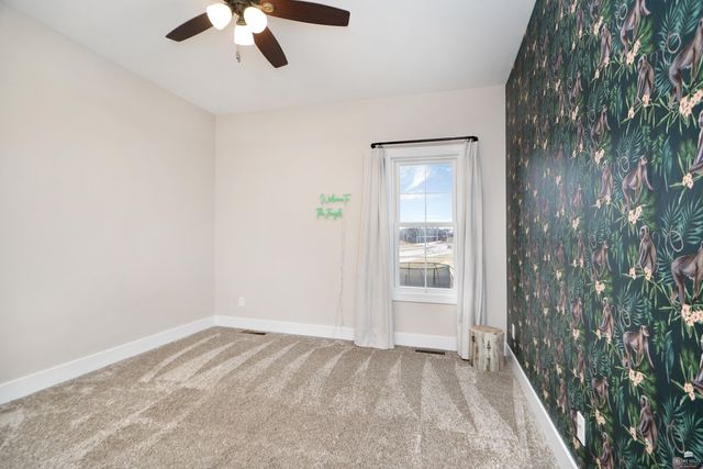 512 Ledgestone Ridge Court, Manhattan, KS 66503