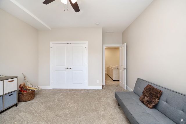 512 Ledgestone Ridge Court, Manhattan, KS 66503