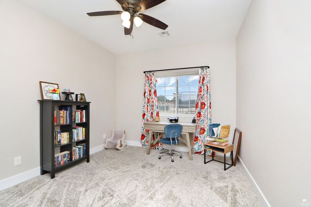 512 Ledgestone Ridge Court, Manhattan, KS 66503