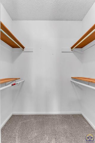 3708 SW 35th ST, Topeka, KS 66614