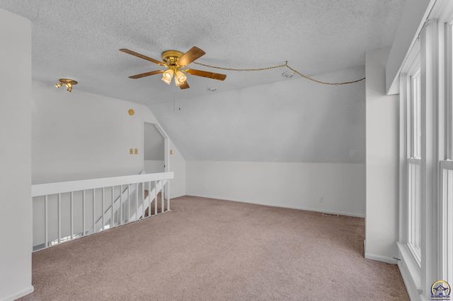 3708 SW 35th ST, Topeka, KS 66614