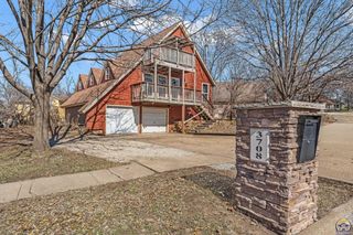 3708 SW 35th ST, Topeka, KS 66614