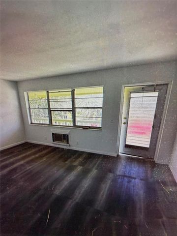 42 SHEFFIELD B B, West Palm Beach, FL 33417