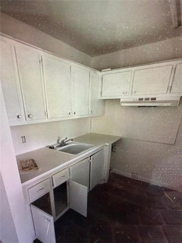 42 SHEFFIELD B B, West Palm Beach, FL 33417