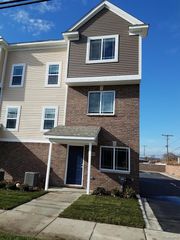 29451-29515 Hoover Rd, Warren, MI 48093