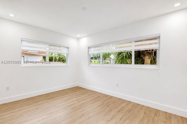 8819 Dickens Ave, Surfside, FL 33154