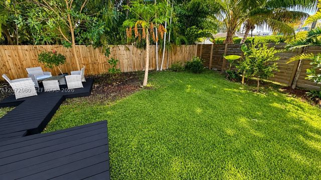 8819 Dickens Ave, Surfside, FL 33154