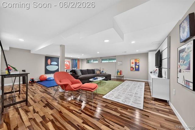 32714 Ravine Drive, Franklin, MI 48025