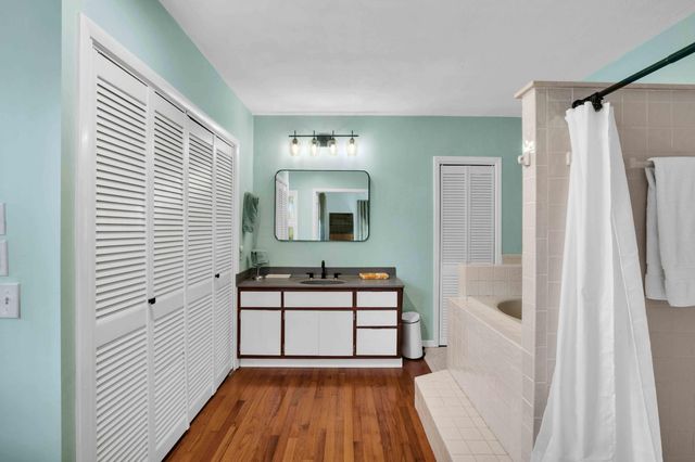 1219 N Lakeside Drive, Lake Worth Beach, FL 33460