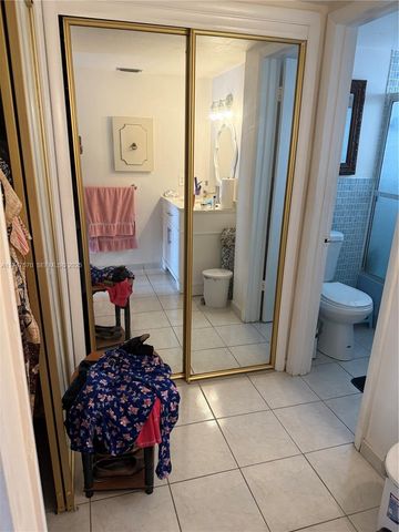 18555 NE 14th Avenue 618, Miami, FL 33179