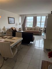 18555 NE 14th Avenue 618, Miami, FL 33179