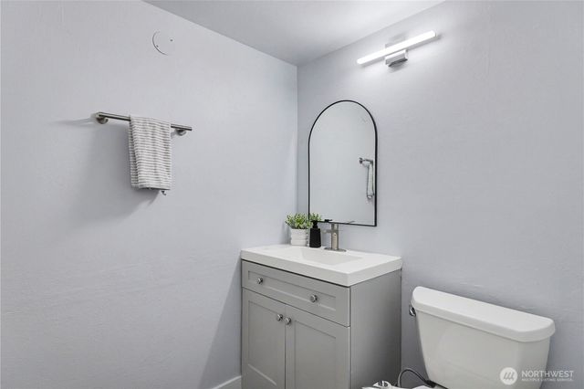 24305 SE 42nd Place, Sammamish, WA 98029