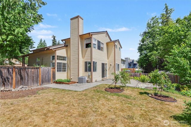 24305 SE 42nd Place, Sammamish, WA 98029