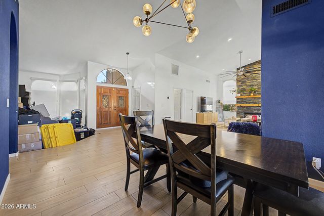 9623 S MAPLE Avenue, Tempe, AZ 85284