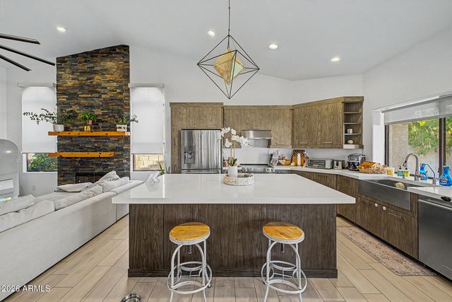 9623 S MAPLE Avenue, Tempe, AZ 85284