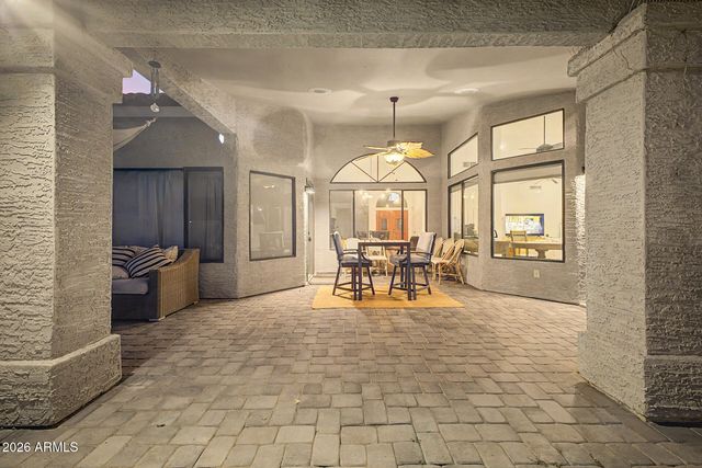 9623 S MAPLE Avenue, Tempe, AZ 85284