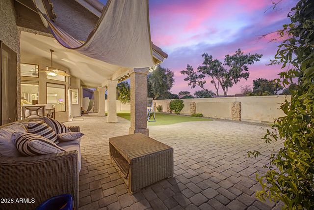 9623 S MAPLE Avenue, Tempe, AZ 85284