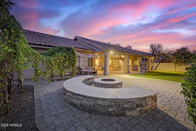 9623 S MAPLE Avenue, Tempe, AZ 85284
