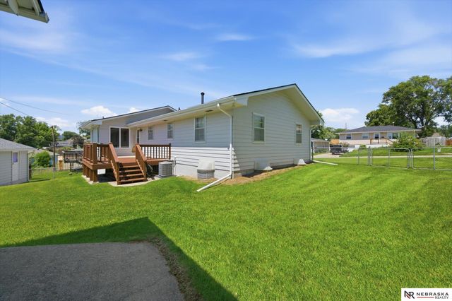 7212 S 41 Avenue, Bellevue, NE 68147