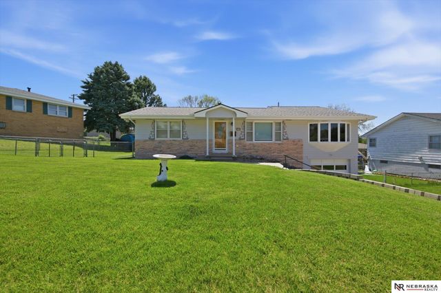 7212 S 41 Avenue, Bellevue, NE 68147