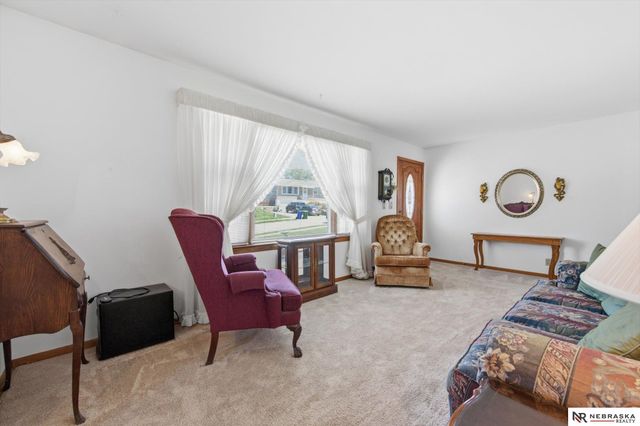 7212 S 41 Avenue, Bellevue, NE 68147