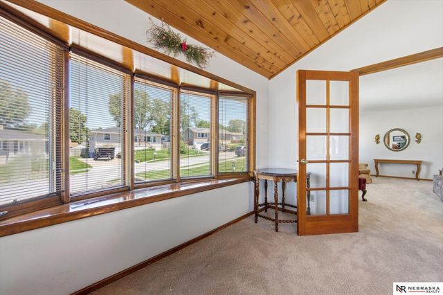 7212 S 41 Avenue, Bellevue, NE 68147