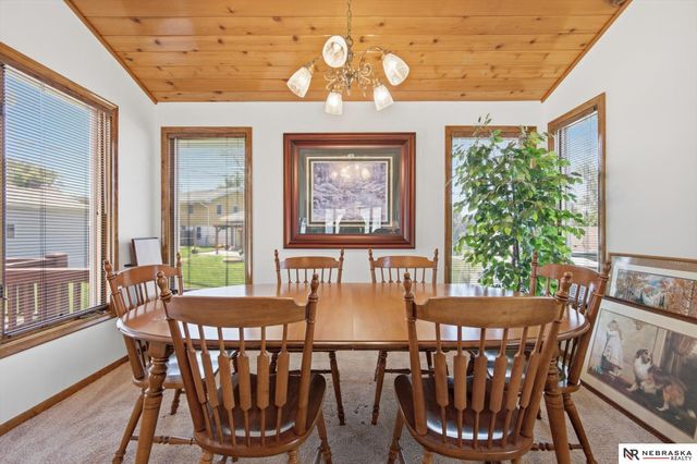 7212 S 41 Avenue, Bellevue, NE 68147
