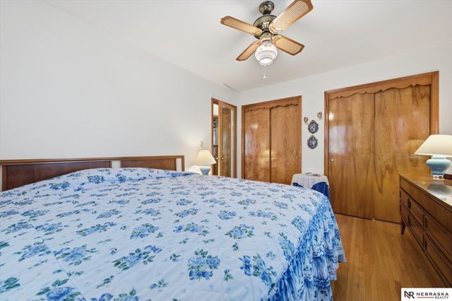 7212 S 41 Avenue, Bellevue, NE 68147