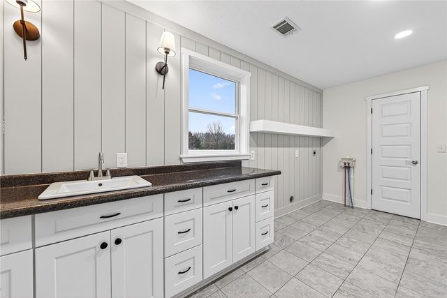 19962 Groth Road, Springdale, AR 72764