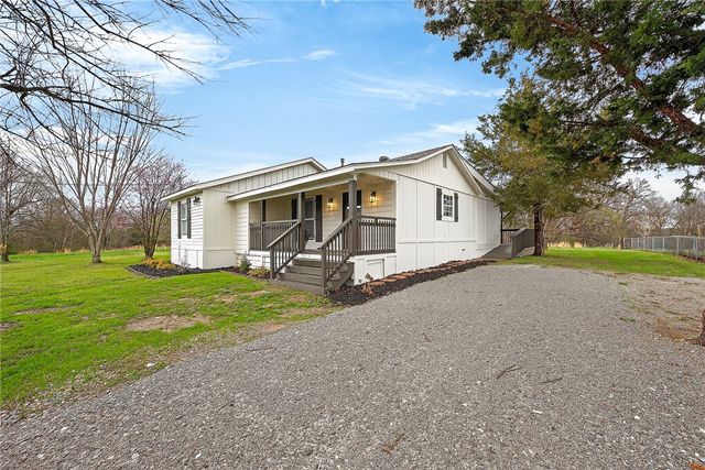 19962 Groth Road, Springdale, AR 72764