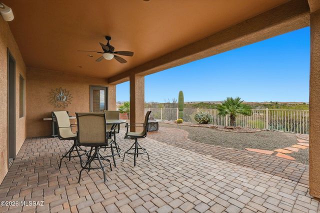 1962 W Acacia Bluffs Drive, Green Valley, AZ 85622