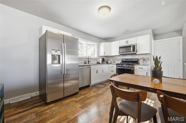 12 Saint Catherine Drive, St Peters, MO 63376