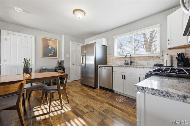 12 Saint Catherine Drive, St Peters, MO 63376