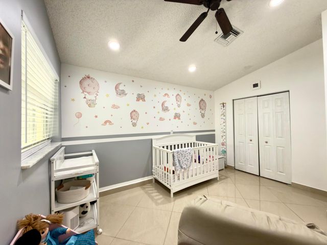 10189 Balsa Way, Palm Beach Gardens, FL 33410